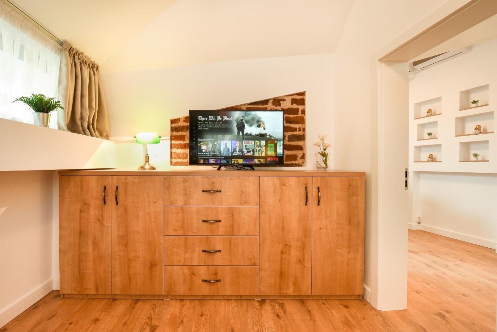 Away From - Modern & Cozy Near Vibrant Unirii Area Bukarest