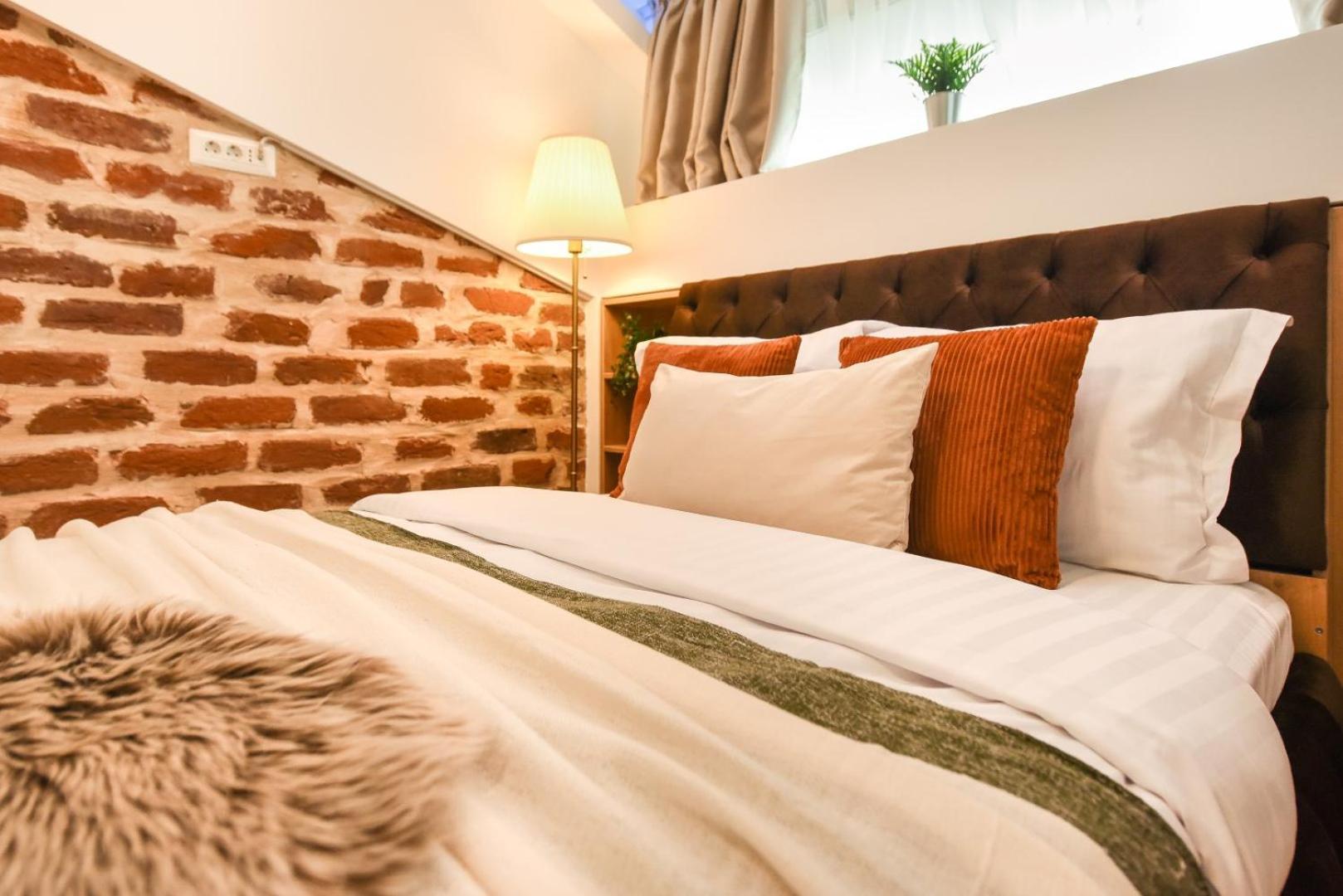 Apartment Away From - Modern & Cozy Near Vibrant Unirii Area Bukarest