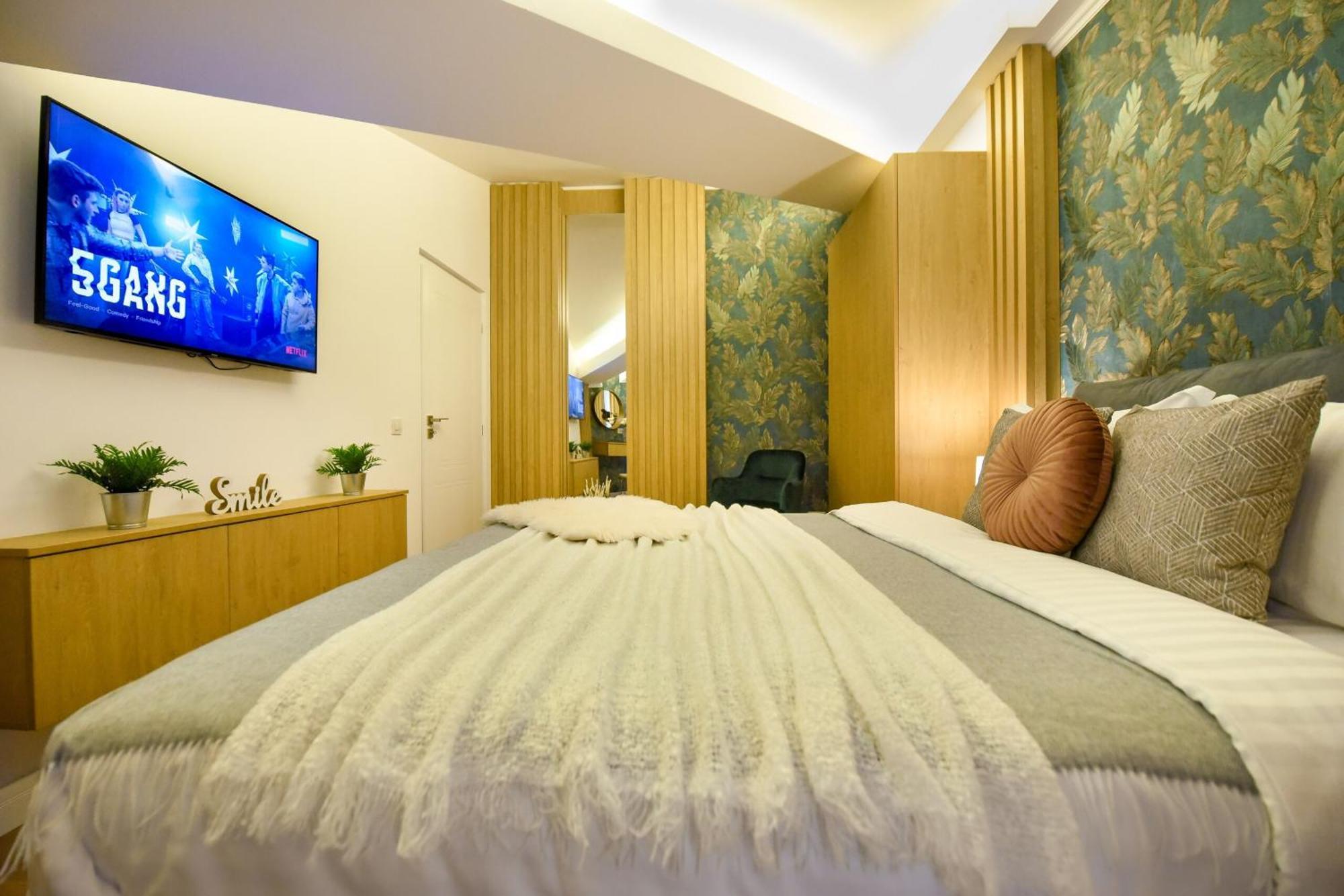 Away From - Modern & Cozy Near Vibrant Unirii Area