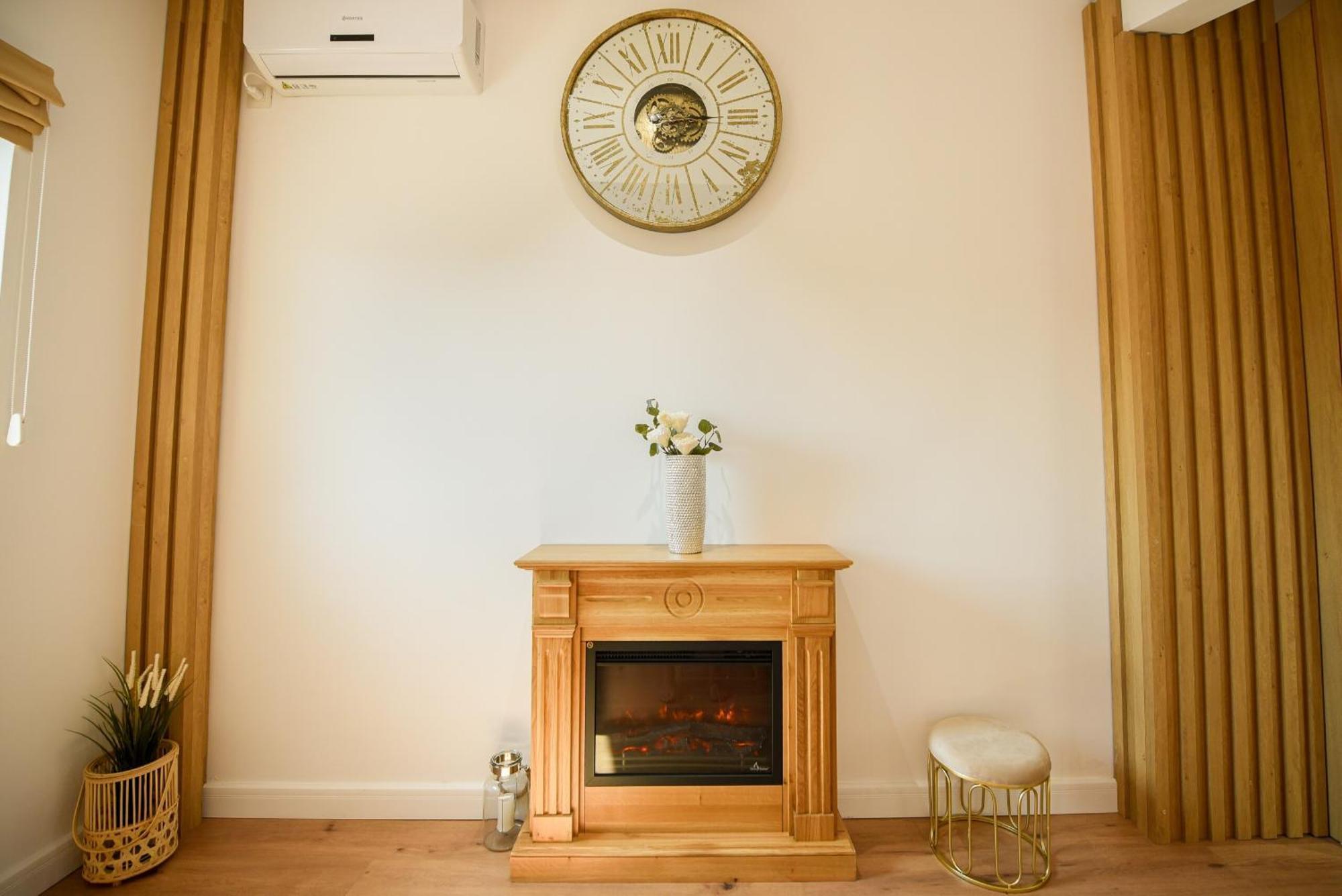 Away From - Modern & Cozy Near Vibrant Unirii Area Appartement *