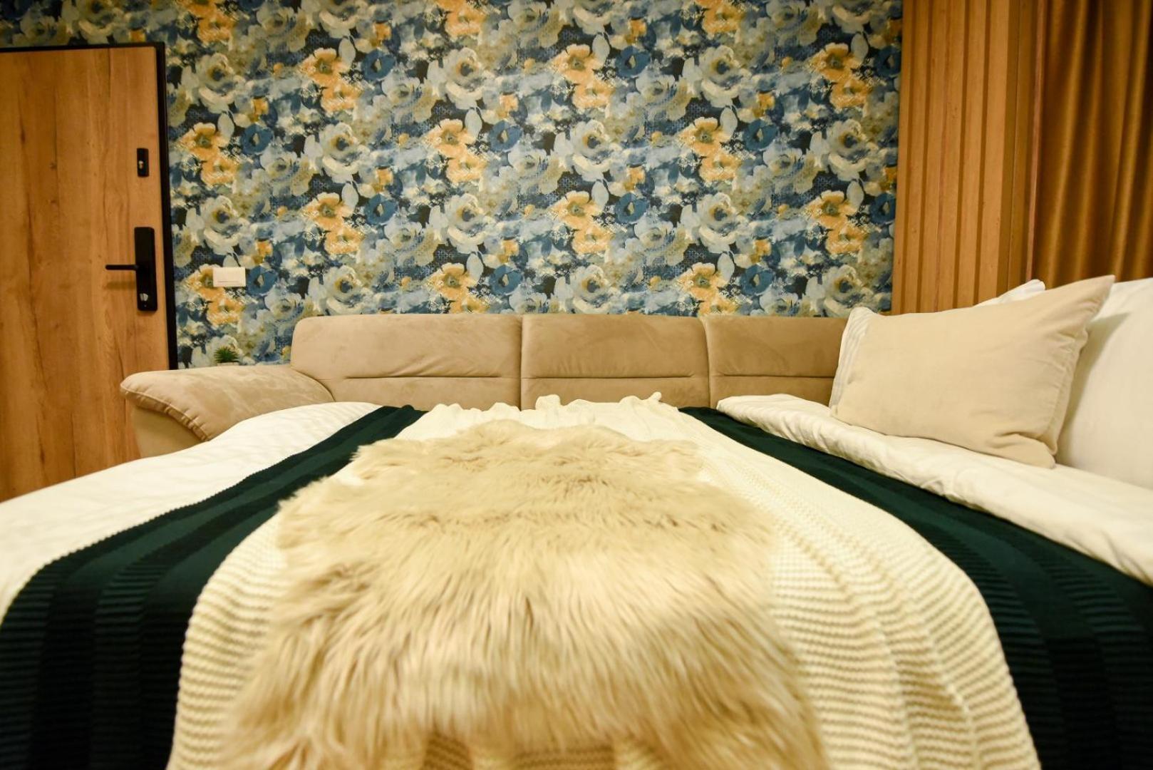 Appartement Away From - Modern & Cozy Near Vibrant Unirii Area