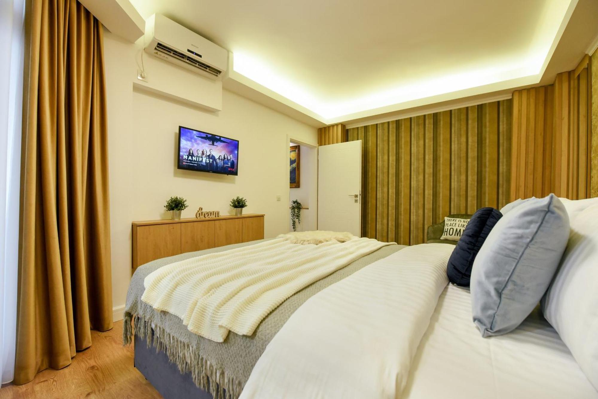 Away From - Modern & Cozy Near Vibrant Unirii Area Appartement *